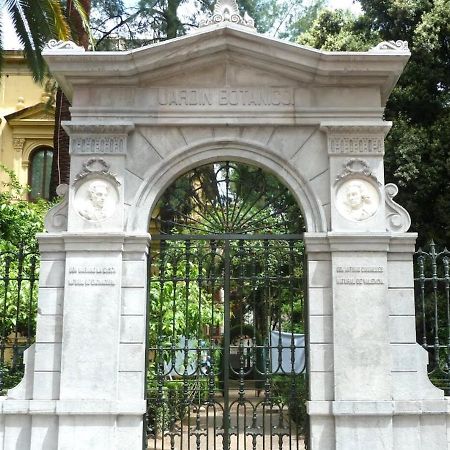 El Jardin De La Duquesa Apartment Granada Luaran gambar